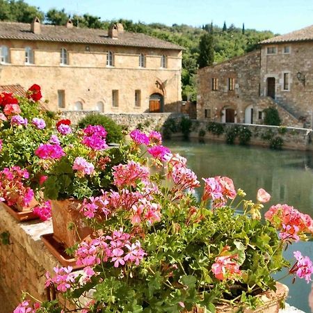 Camera La Margherita Сан-Куйрико-д'Орча Экстерьер фото
